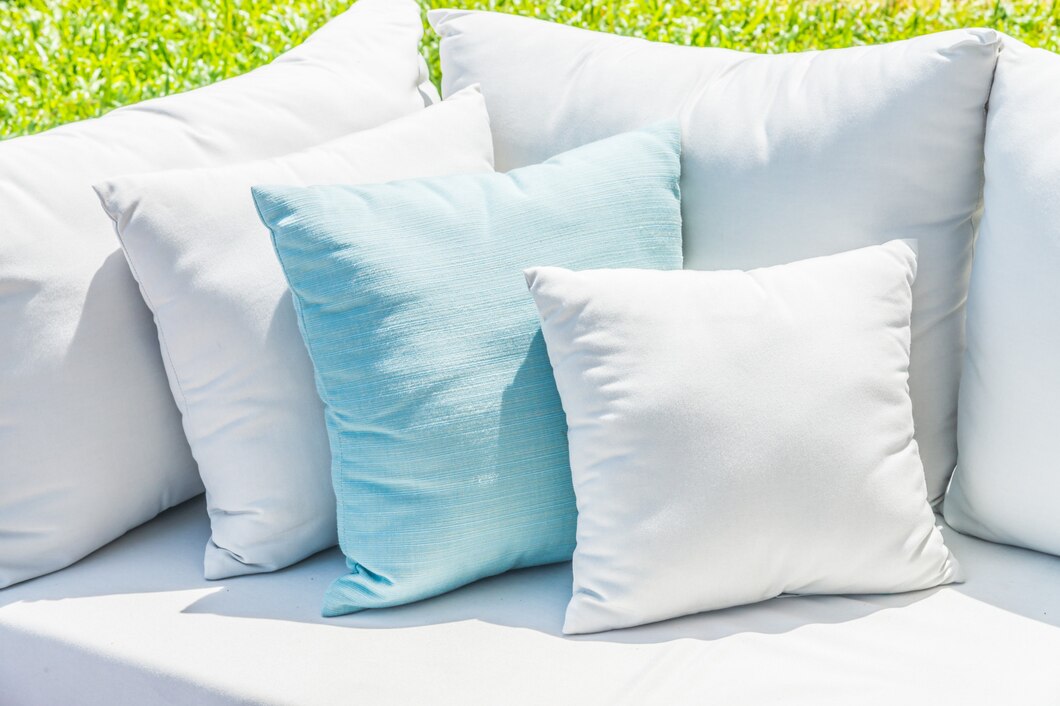 Jak prawidłowo dbać o poduszki ogrodowe, aby służyły przez wiele lat?
