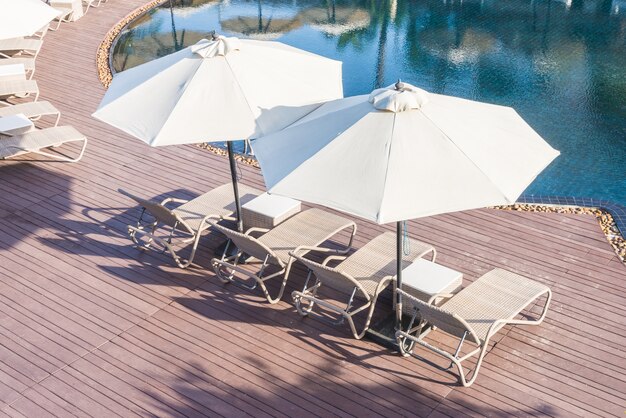 Jak wybrać idealny prostokątny parasol na balkon?