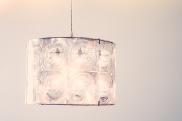 Jak wybrać idealną lampę do nowoczesnego wnętrza?